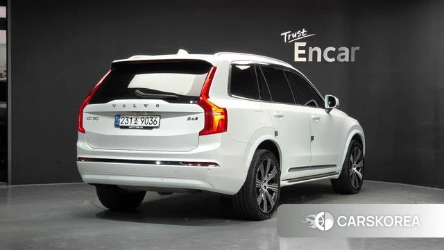 Volvo XC90 second Generation 2024 Белый из Кореи