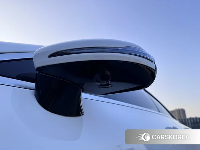 Mercedes-Benz E-Class 2021 Белый из Китая
