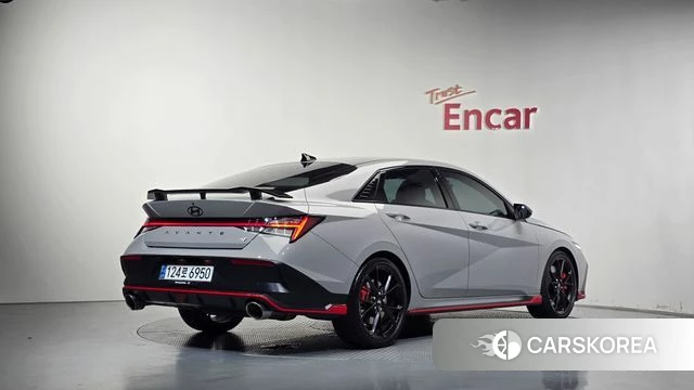 Hyundai The New Avante (CN7) 2023 Серебристо-серый из Кореи