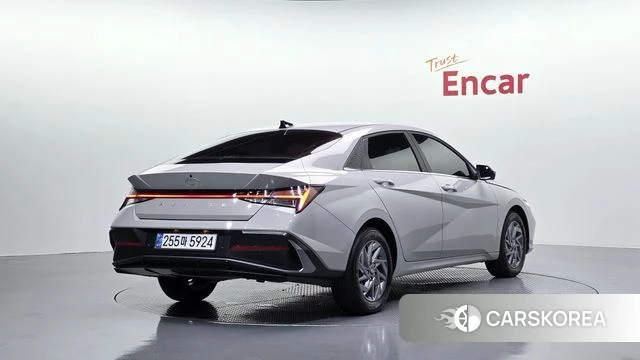 Hyundai The New Avante (CN7) 2025 Серебристо-серый из Кореи