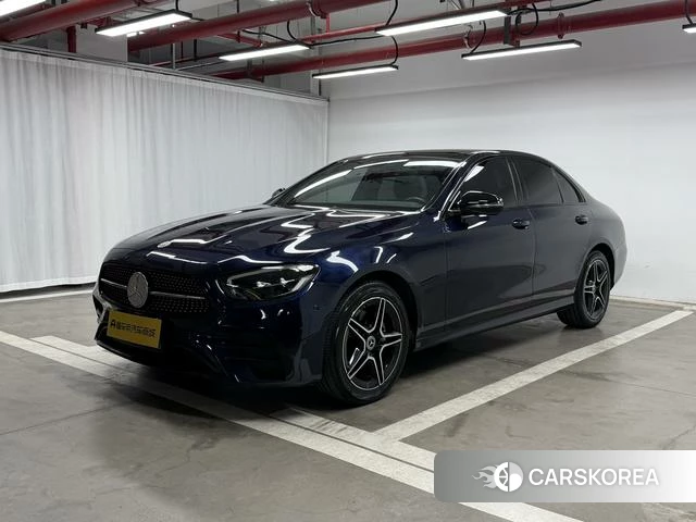 Mercedes-Benz E-Class 2021 Синий из Китая