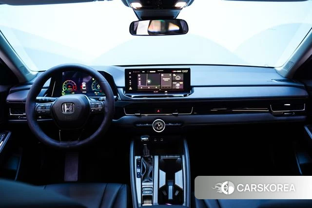 Honda Inspire 2023 Белый из Китая