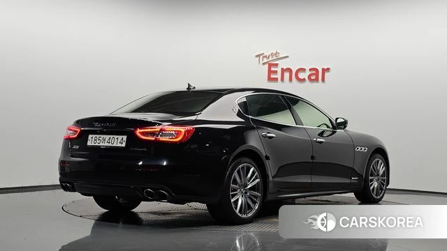 Maserati Quattroporte 2019 Черный из Кореи