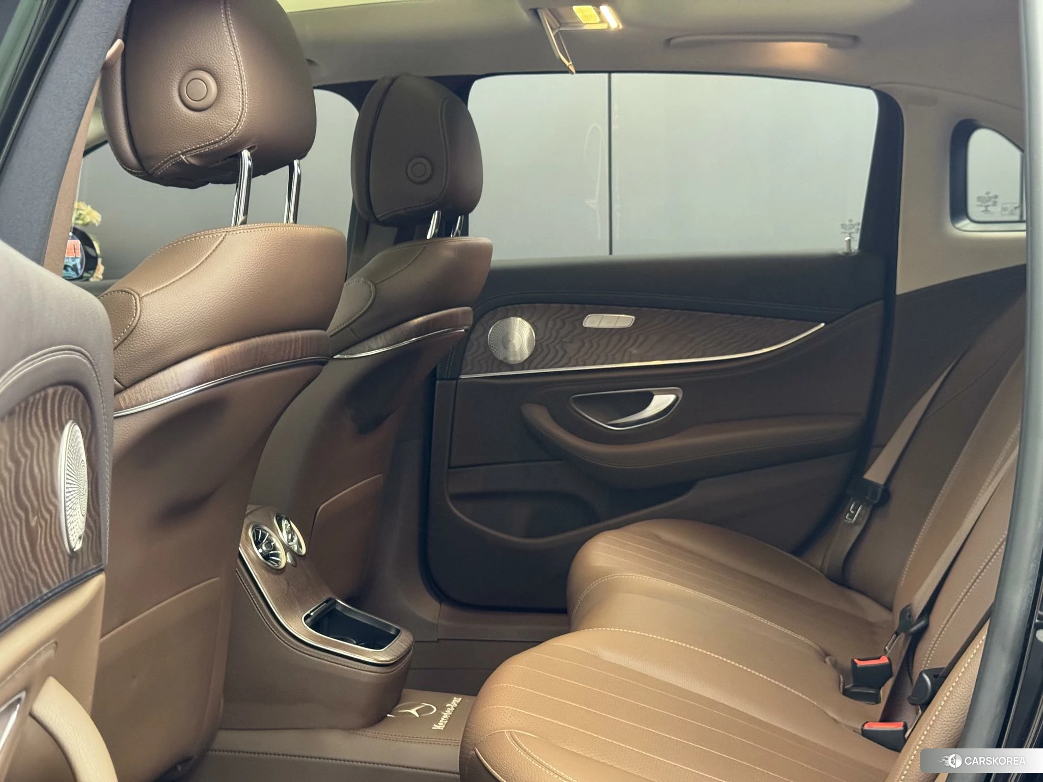 Mercedes-Benz E-Class 2021 Черный из Китая