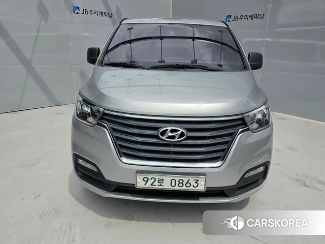 Hyundai The New Grand Starex 2019 Серебряный из Кореи