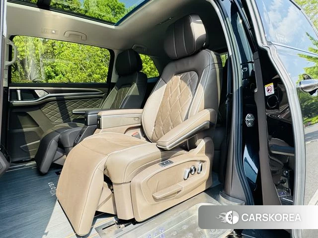 Volkswagen Viloran 2022 Черный из Китая