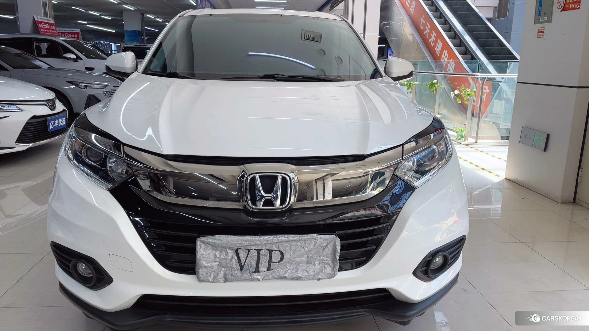 Honda Vezel 2020 Белый из Китая