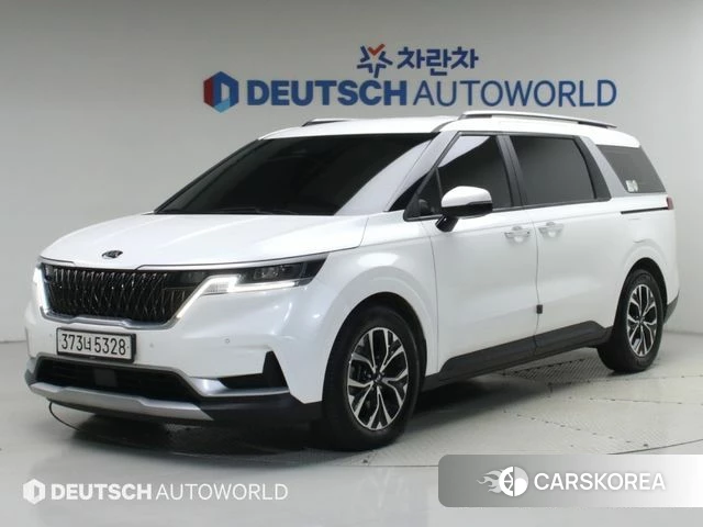 Kia Carnival 4th generation 2021 Белый из Кореи