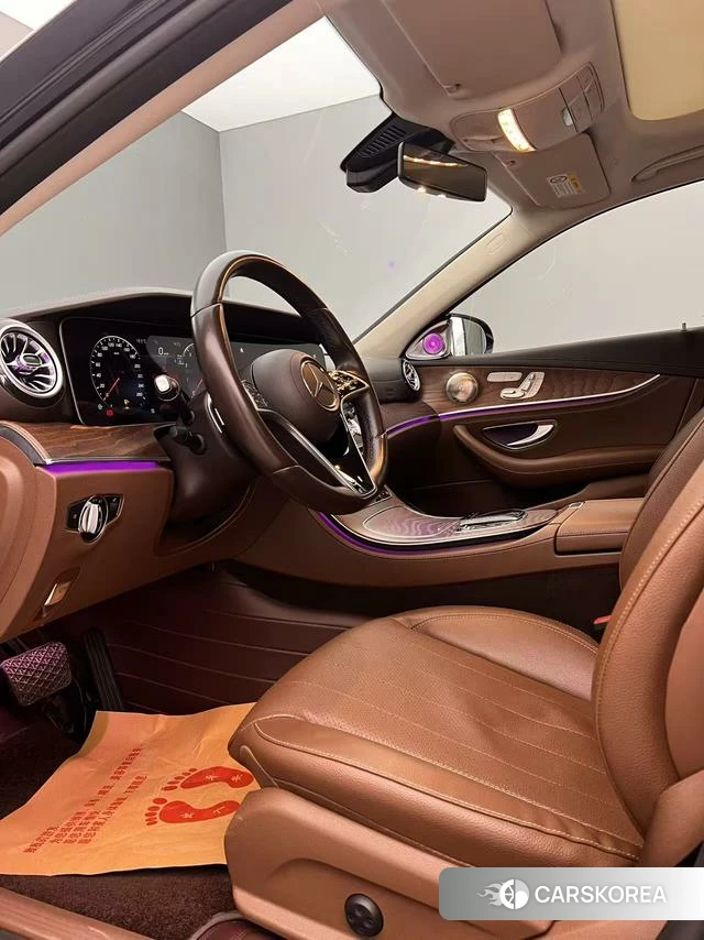 Mercedes-Benz E-Class 2023 Черный из Китая