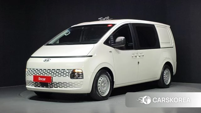 Hyundai Staria 2022 Белый из Кореи