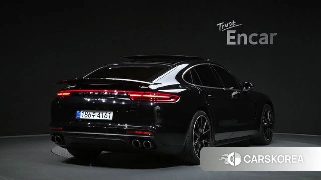 Porsche Panamera (971) 2018 Черный из Кореи