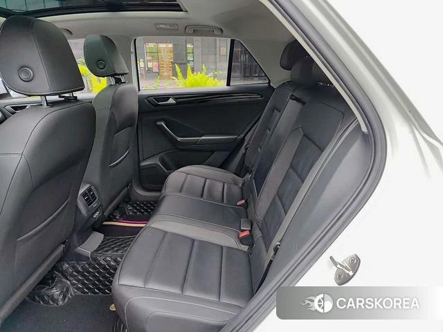 Volkswagen T-Roc 2021 Белый из Китая