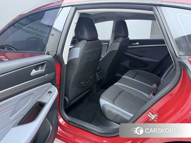 Volkswagen Lamando 2022 Красный из Китая
