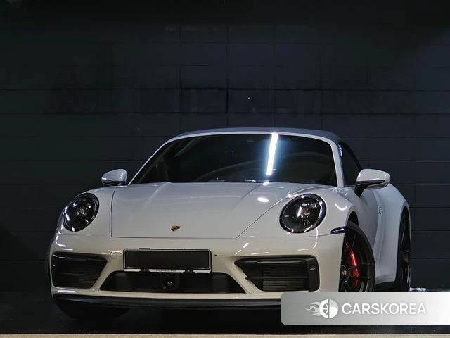 Porsche 911(992) 2024 Серебристо-серый из Кореи