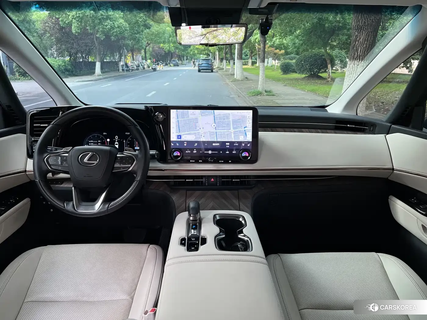 Lexus LM 2024 Черный из Китая