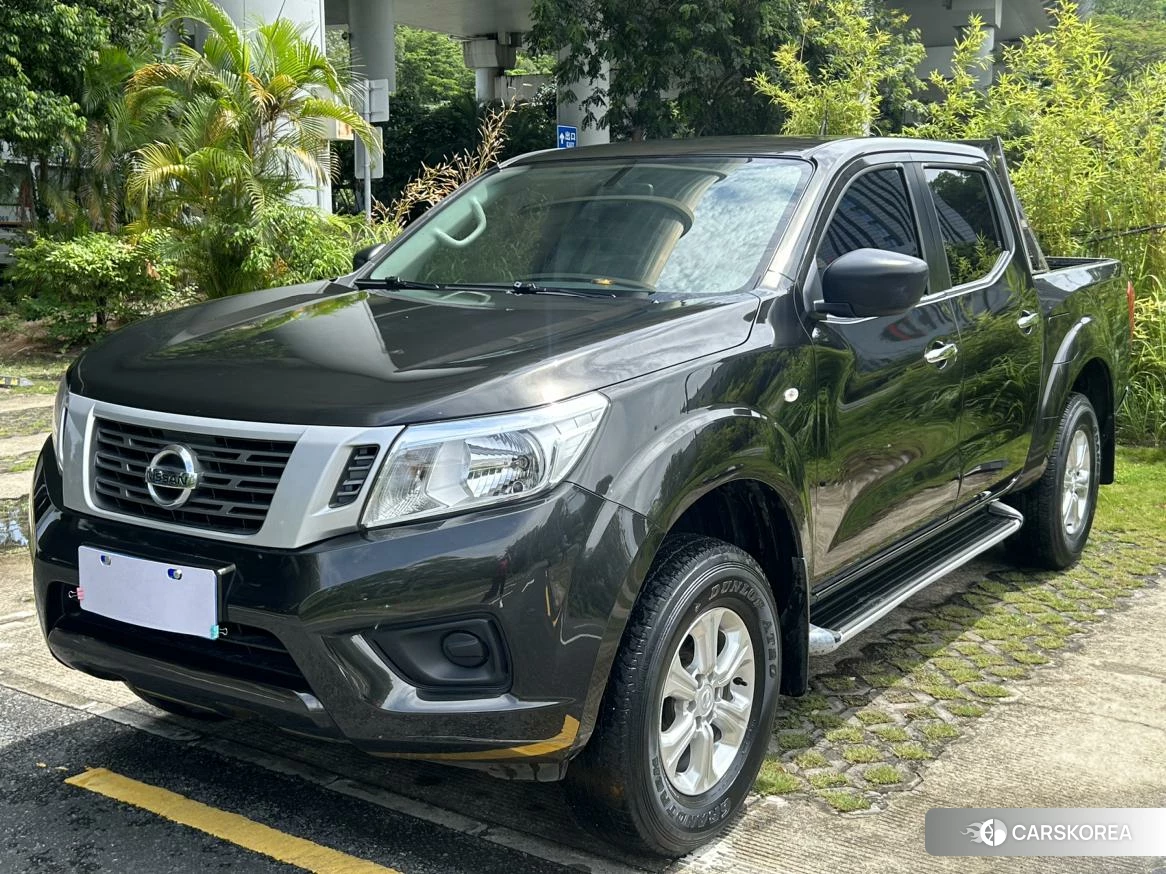 Nissan Navara 2019 Черный из Китая
