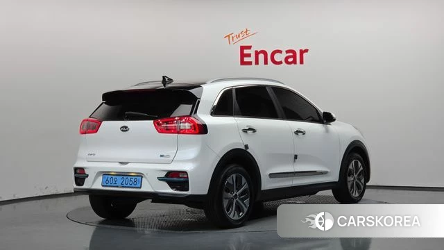 Kia Niro EV 2019 Белый из Кореи