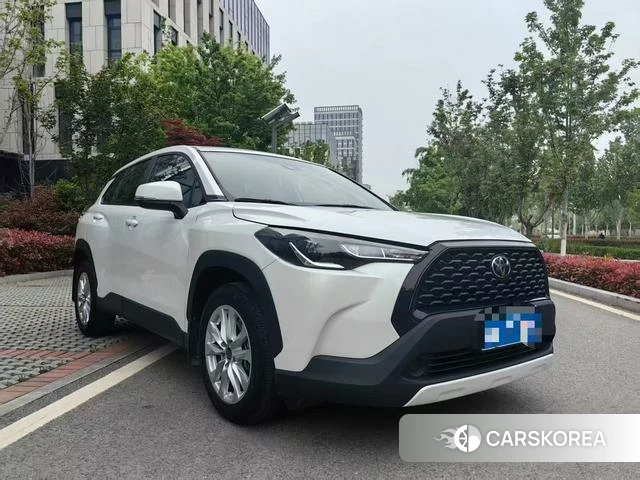 Toyota Corolla 2023 Белый из Китая