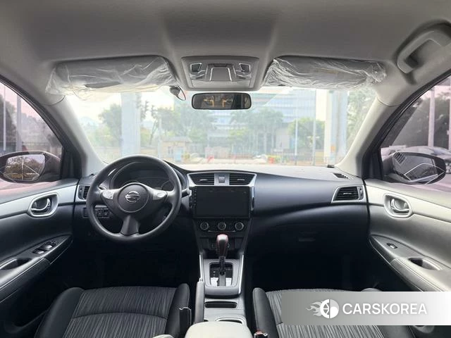 Nissan Sylphy 2023 Темно-серый из Китая
