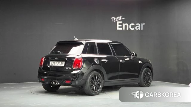 Mini Cooper S 2018 Черный из Кореи