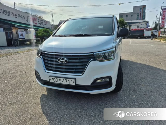 Hyundai The New Grand Starex 2019 Белый из Кореи