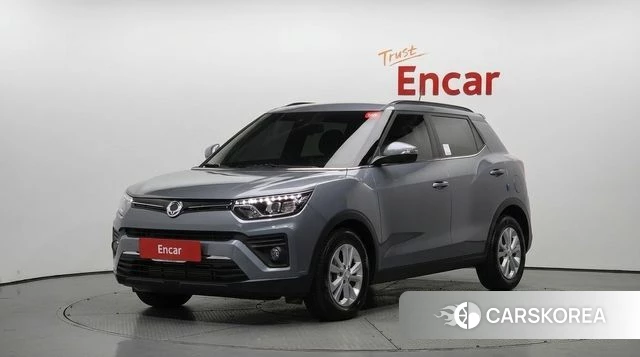 Ssangyong Berry New Tivoli 2019 Светло-серебряный цвет из Кореи