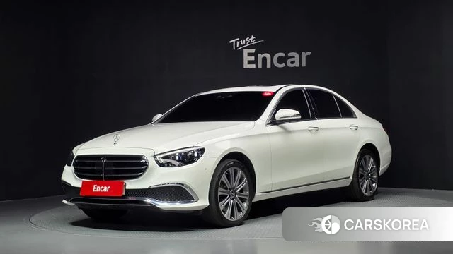 Mercedes-Benz E-Class W213 2022 Белый из Кореи