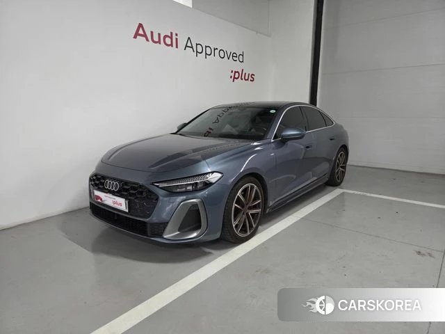 Audi A5 (B10) 2025 Небесно-голубой из Кореи