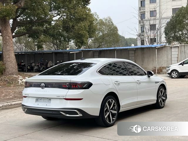 Volkswagen Lamando 2024 Белый из Китая