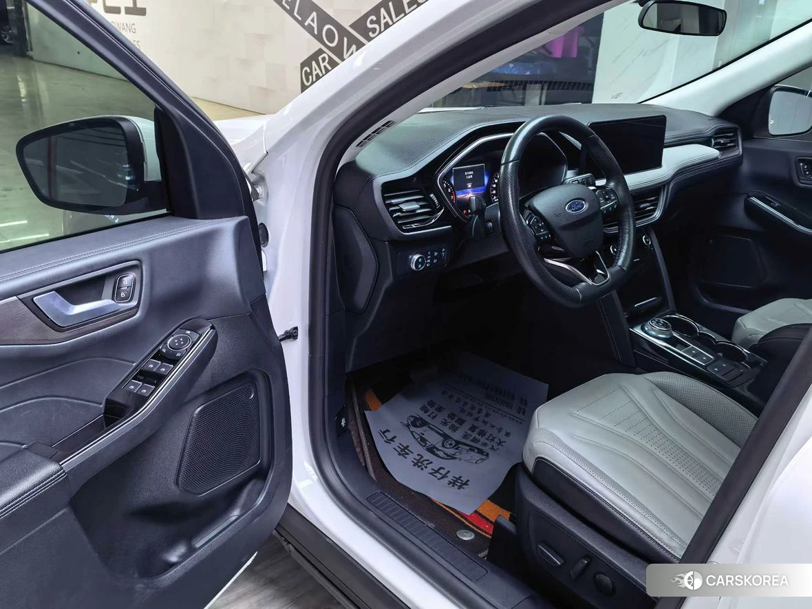 Ford Escape 2020 Белый из Китая