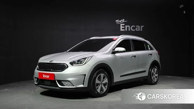 Kia Niro 2018 Серебряный из Кореи