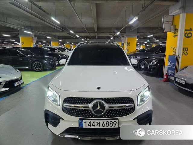 Mercedes-Benz GLB-Class X247 2020 Белый из Кореи