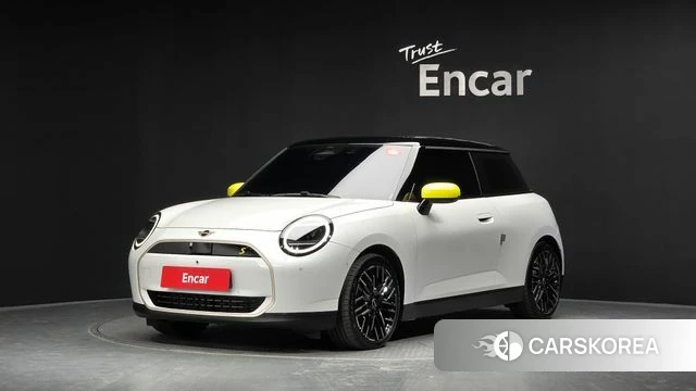 Mini Cooper Electric 4th Generation 2024 Белый из Кореи