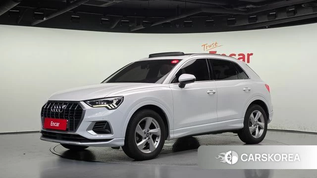 Audi Q3 (F3) 2020 Белый из Кореи