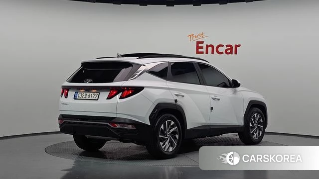 Hyundai Tucson (NX4) 2023 Белый из Кореи