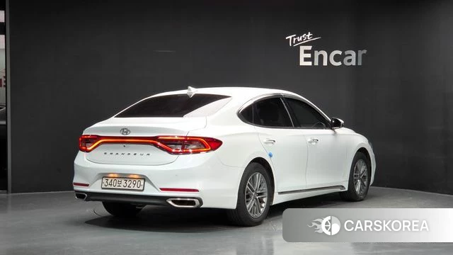 Hyundai Grandeur IG 2019 Белый из Кореи