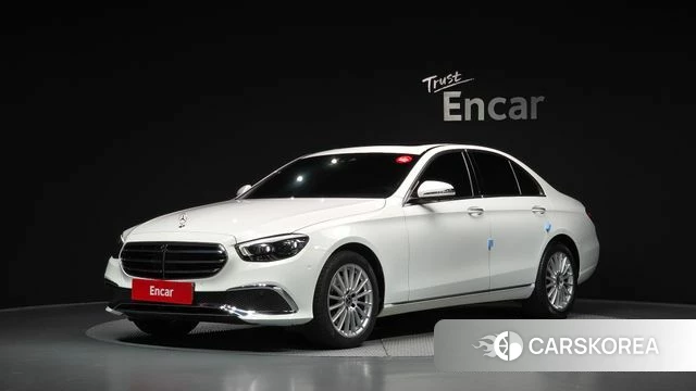 Mercedes-Benz E-Class W213 2022 Белый из Кореи