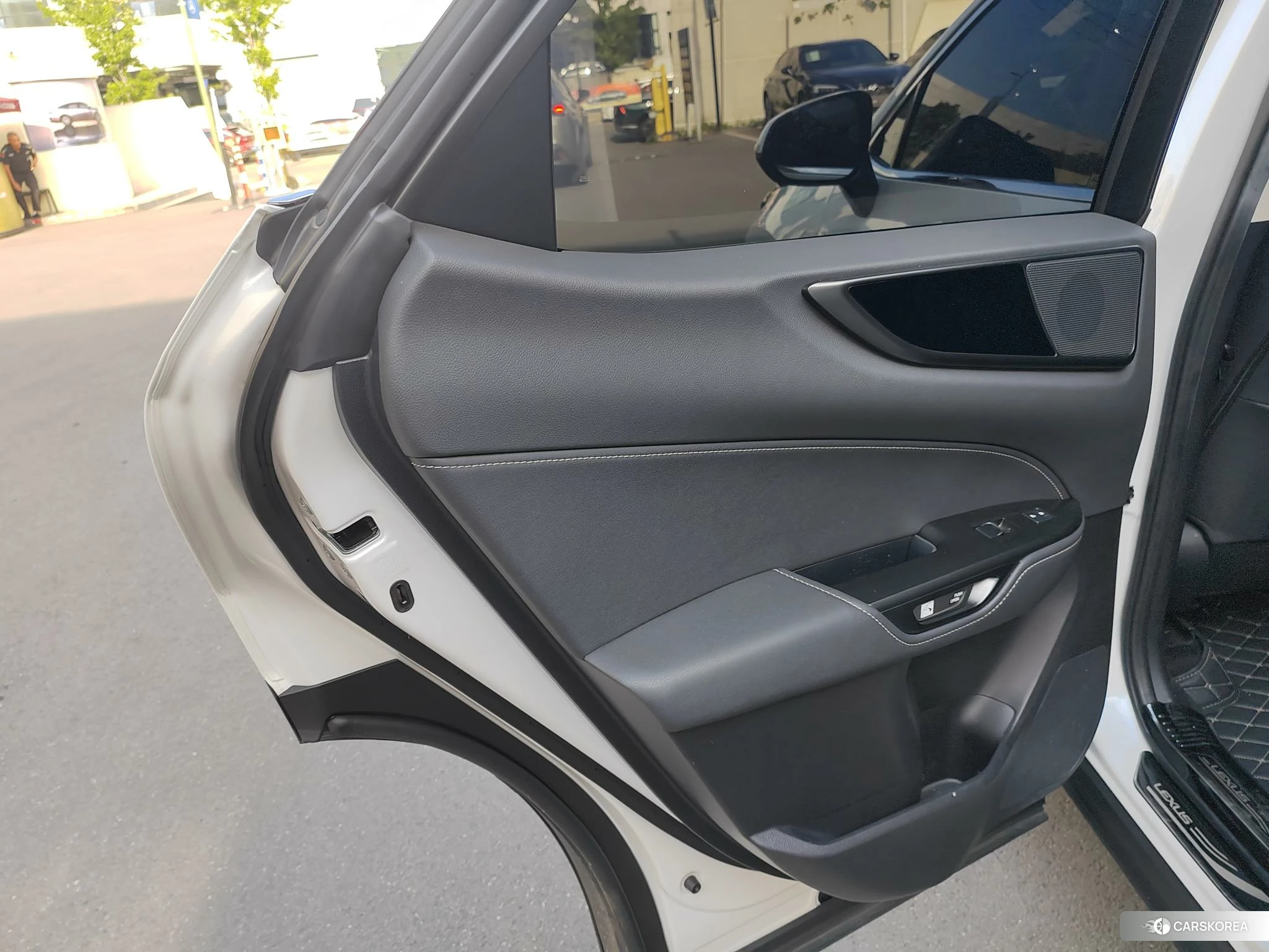 Lexus NX 2023 Белый из Китая
