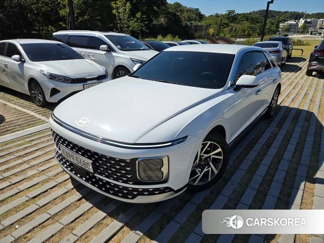 Hyundai Grandeur (GN7) 2023 Белый из Кореи