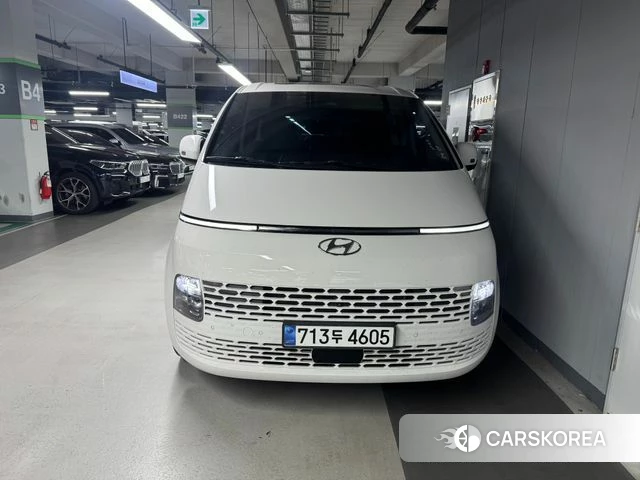 Hyundai Staria 2024 Белый из Кореи