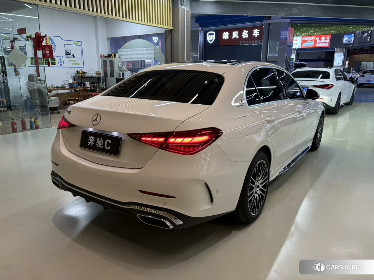 Mercedes-Benz C-class 2024 Белый из Китая