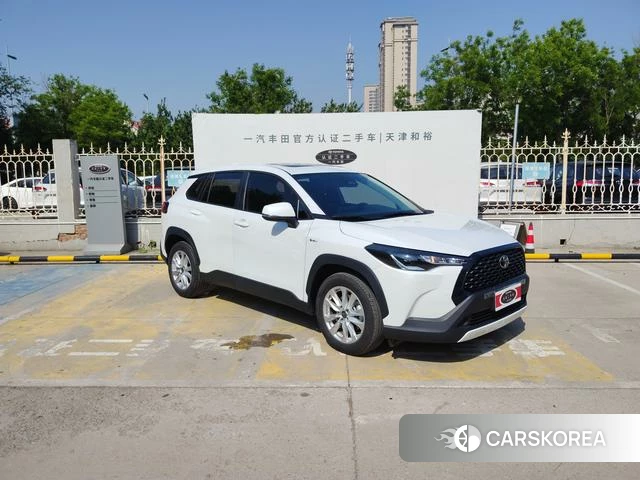 Toyota Corolla 2025 Белый из Китая