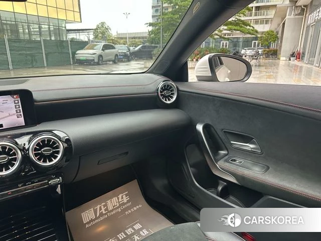 Mercedes-Benz CLA 2022 Белый из Китая