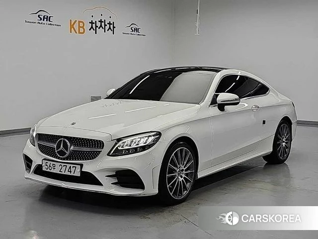 Mercedes-Benz C-Class W205 2019 Белый из Кореи