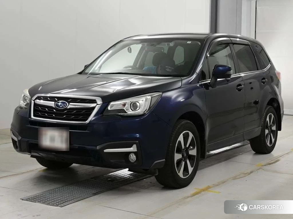 Subaru Forester 2018 из Японии