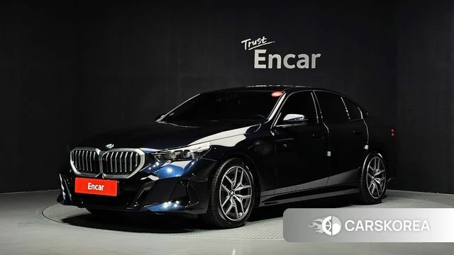 BMW 5 Series (G60) 2026 Черный из Кореи