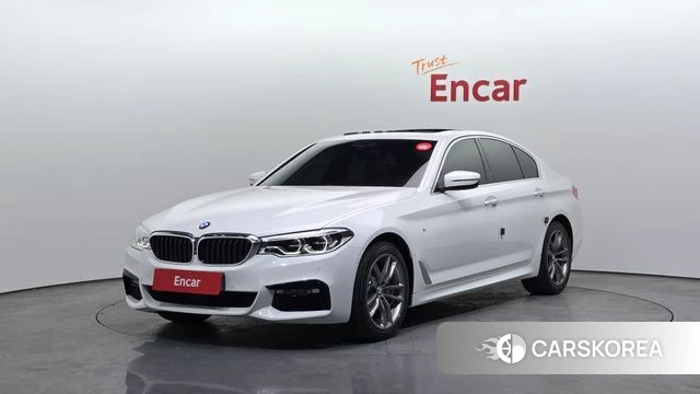 BMW 5 Series (G30) 2018 Белый из Кореи