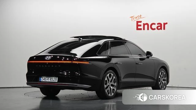 Hyundai Grandeur Hybrid (GN7) 2024 Черный из Кореи