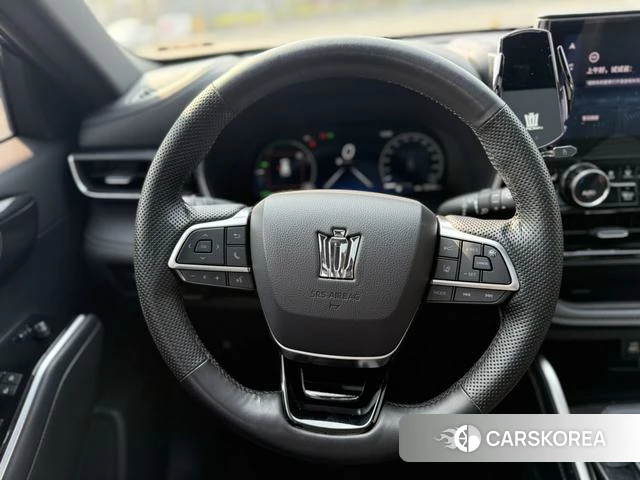 Toyota Crown 2023 Черный из Китая