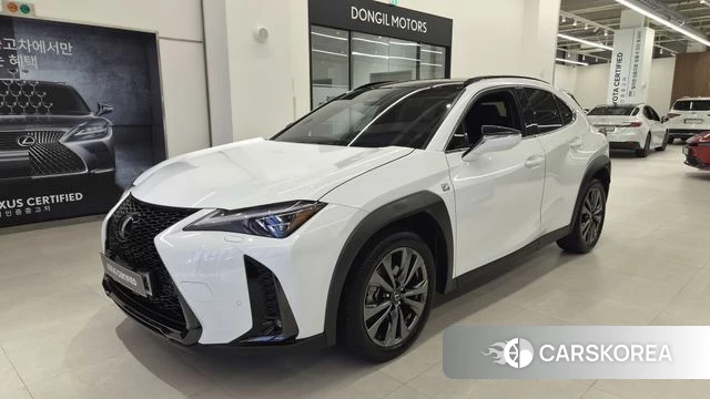Lexus UX300h 2025 Белый из Кореи